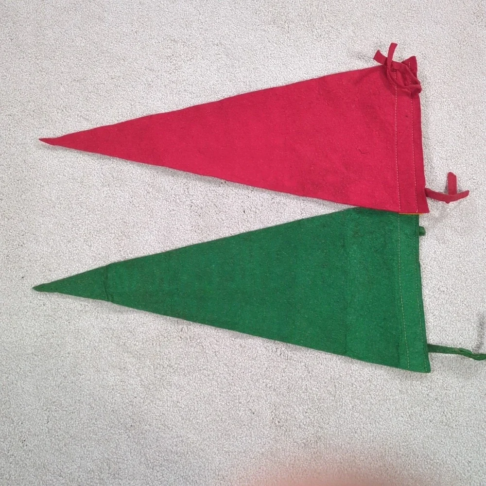 2 The Cascades Jackson Michigan MI Felt Pennant Vintage Travel Souvenir 40s 50s